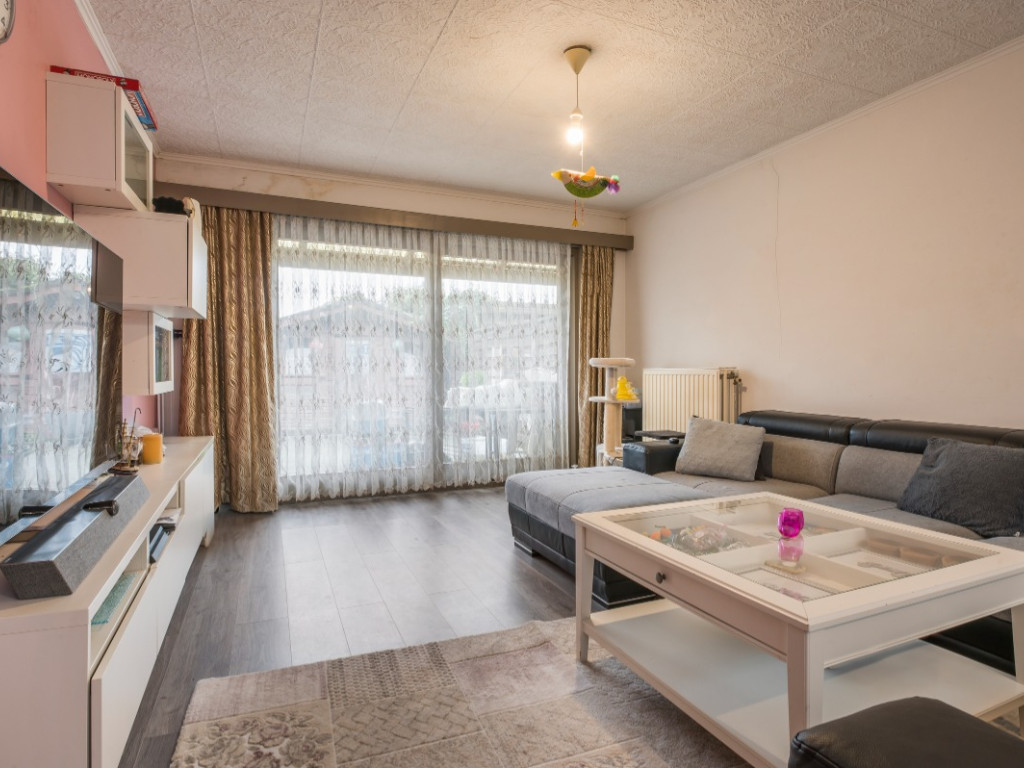 Pastoor De Meerleerstraat - 121 - - 9100