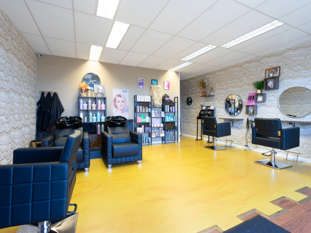 Avenue de France - 155 - - 6900