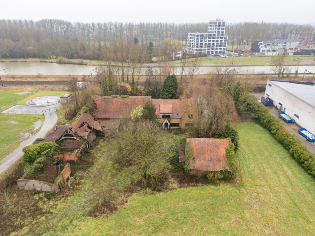 Izegemstraat - 102 - - 8770