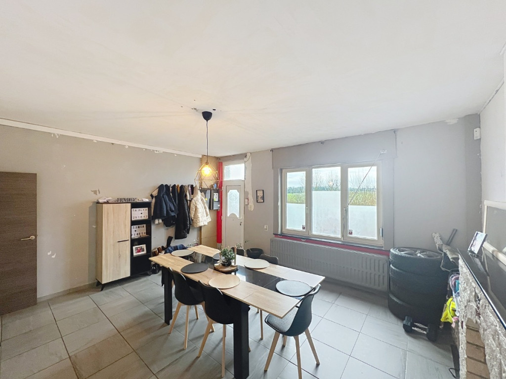Rue du Roi Albert - 83 - - 7340