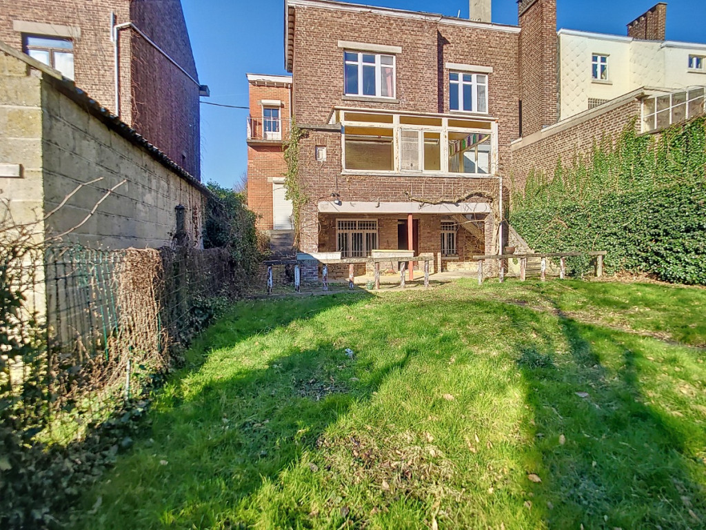 Place François Fagniel - 12 - - 4520