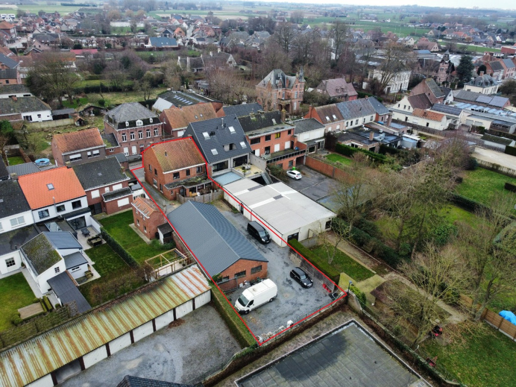Statiestraat - 11 - - 8720