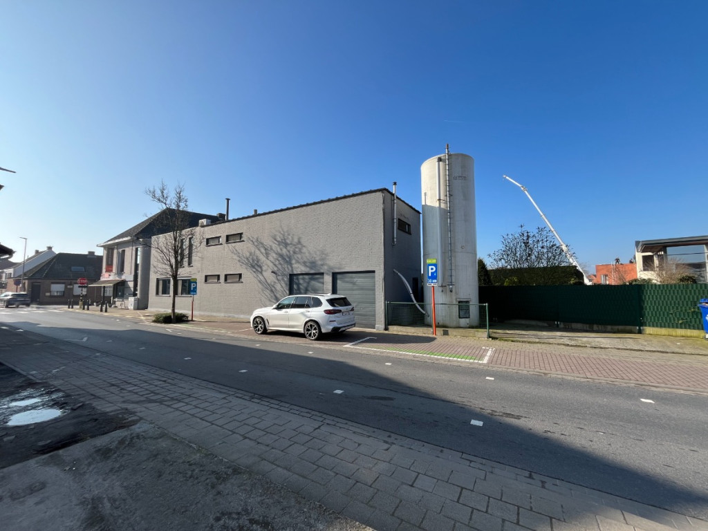 Kijkuitstraat - 2 - - 8560
