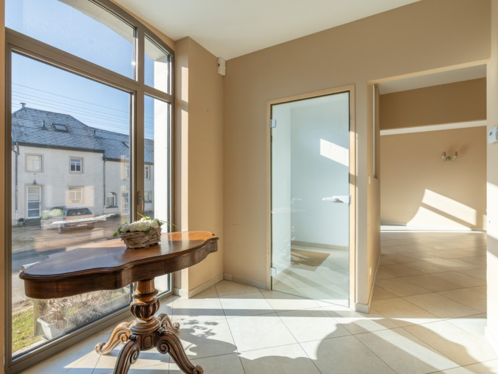 Rue du Marquisat - 178 - - 6717