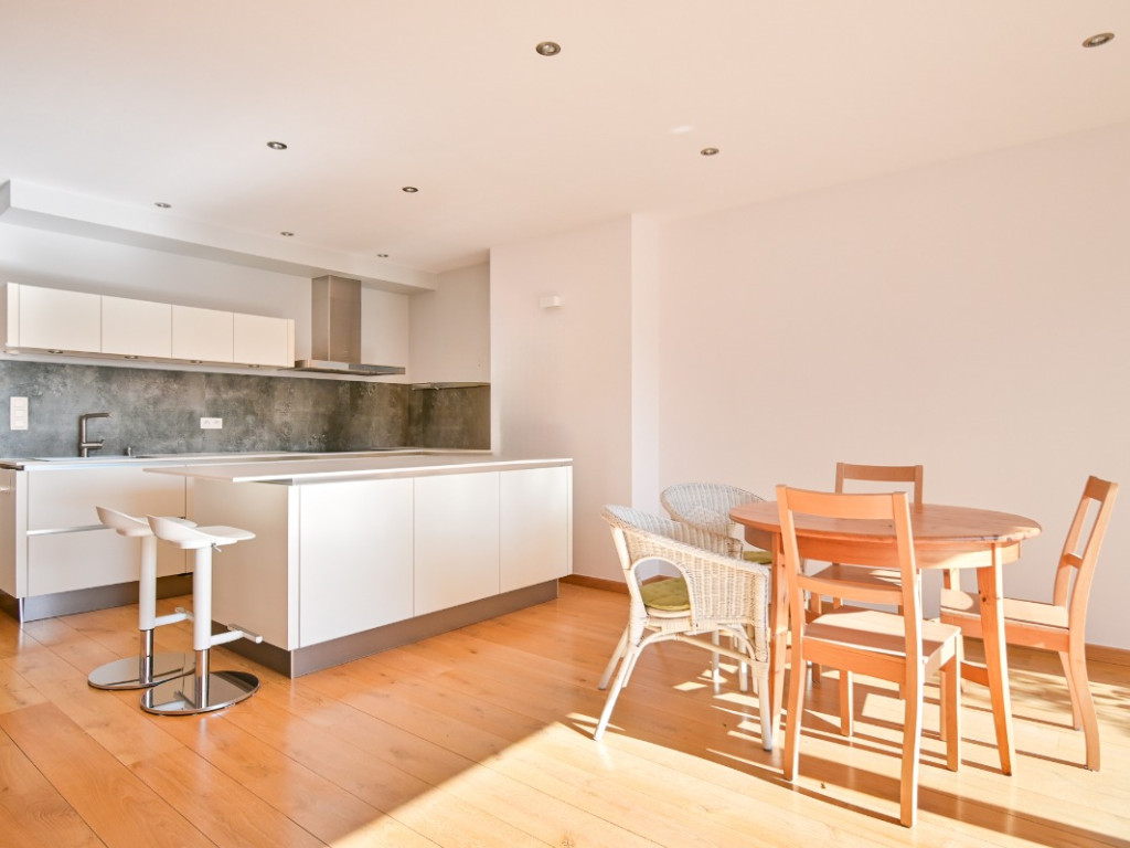 Avenue Georges Henri - 275 - - 1200