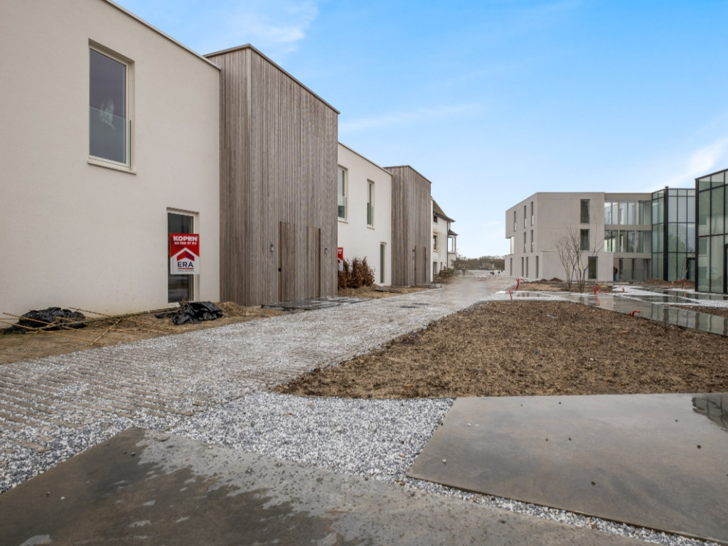 Brielstraat - 19 - - E4 - 9290