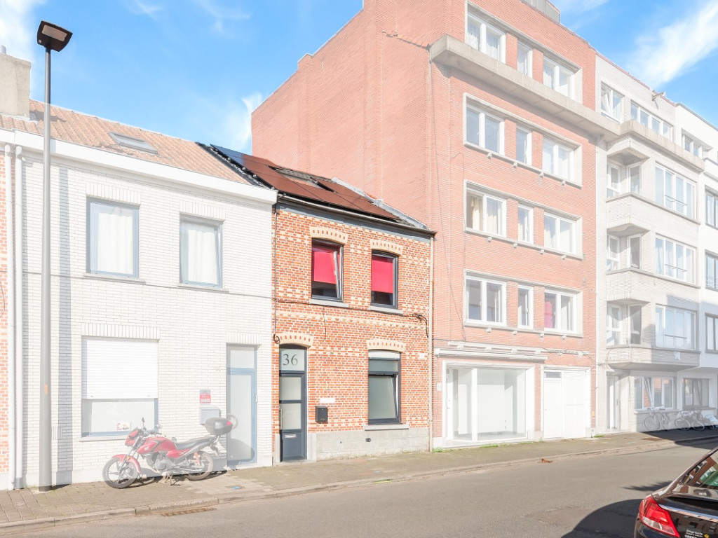 Passtraat - 36 - - 9100