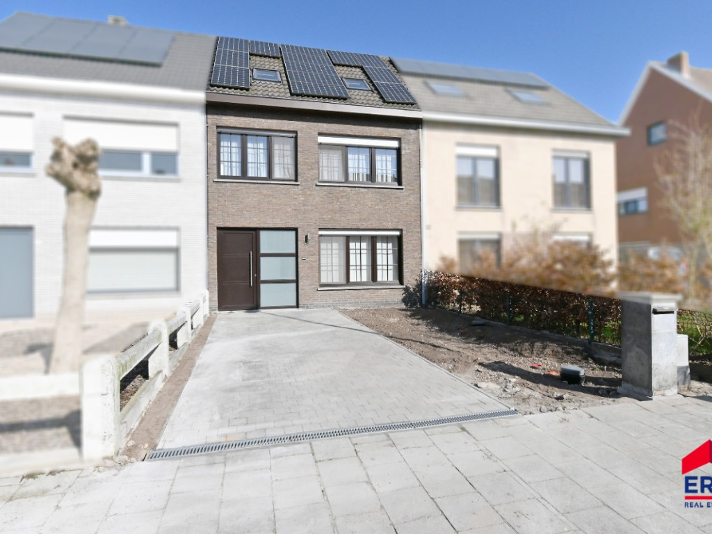 Schaperijstraat - 97 - - 9900