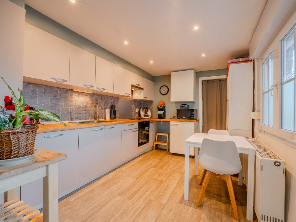 Rue Ruy - 24 - - 4400