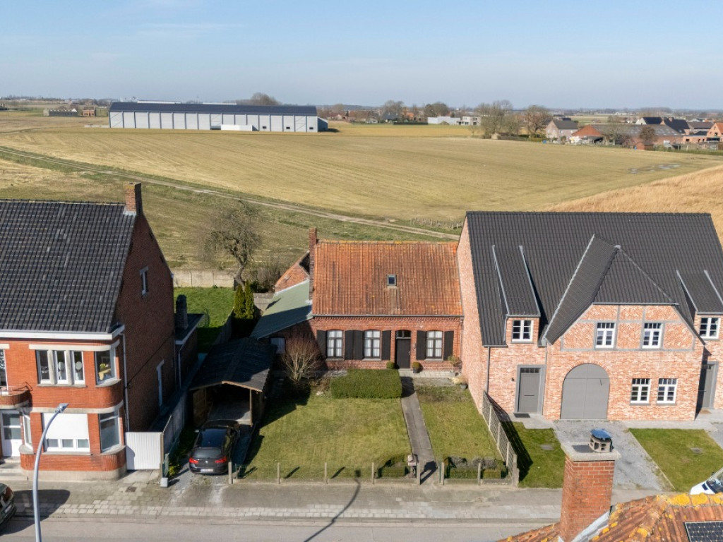 Kolonel Naessensstraat - 13 - - 8740