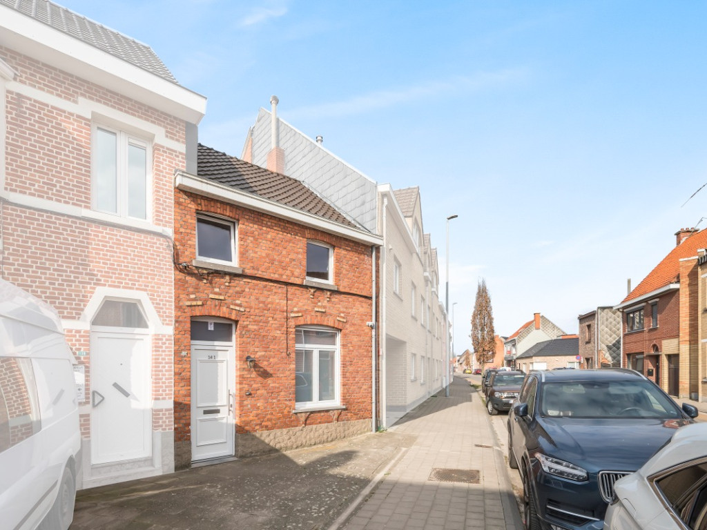 Loystraat - 141 - - 9220