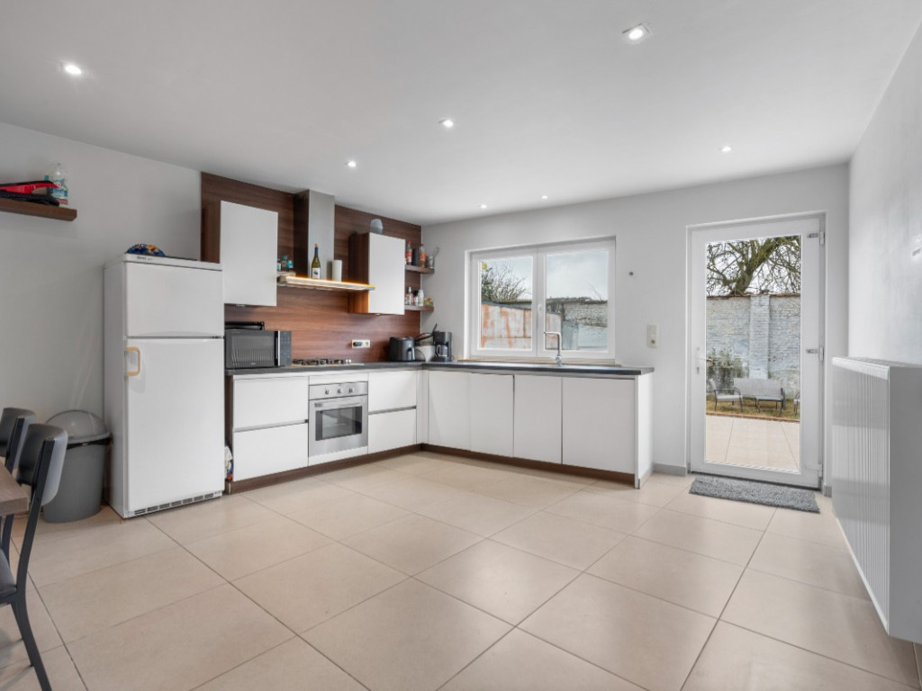 Eichemstraat - 174 - - 9400