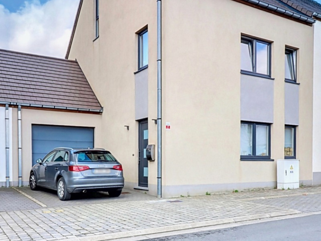 Rue de Berlin - 46 - - 1400