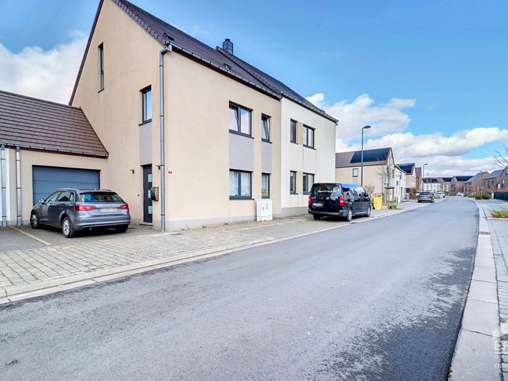 Rue de Berlin - 46 - - 1400