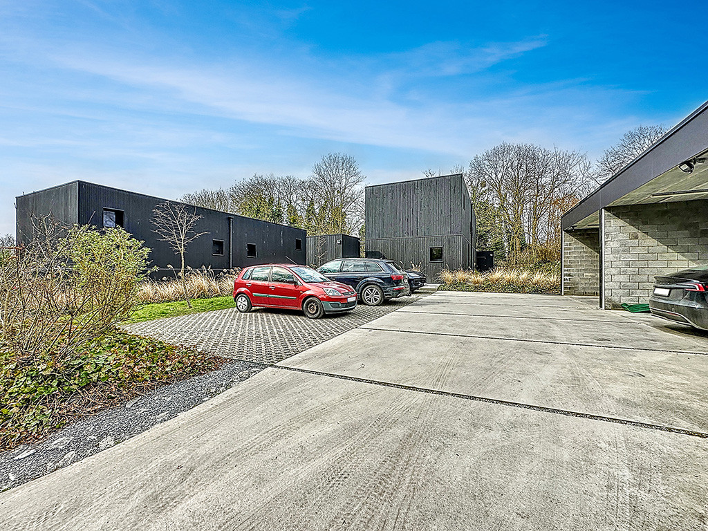 Rue des Petites Roches - 91 - - 4000