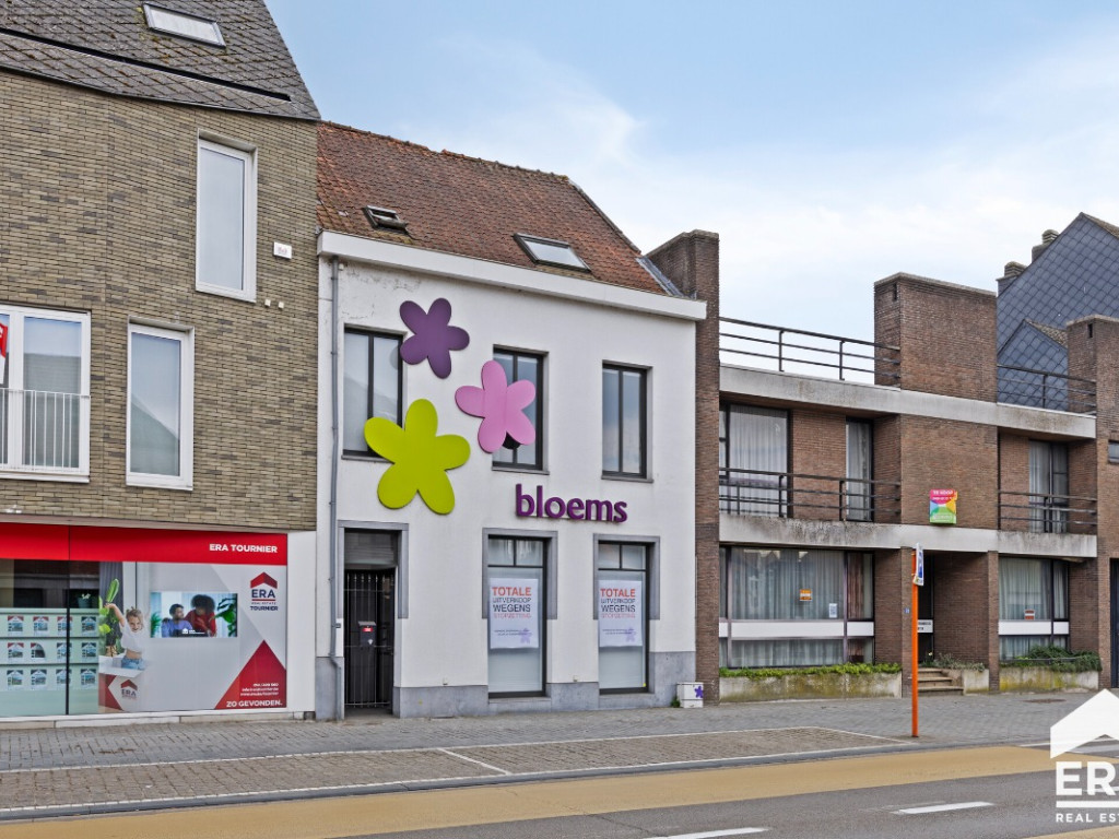 Markt - 72 - - 2400