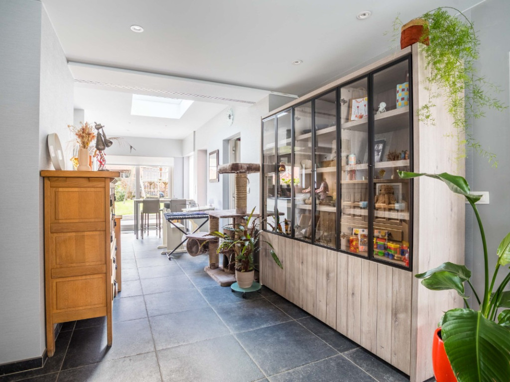 Leliestraat - 10 - - 8552