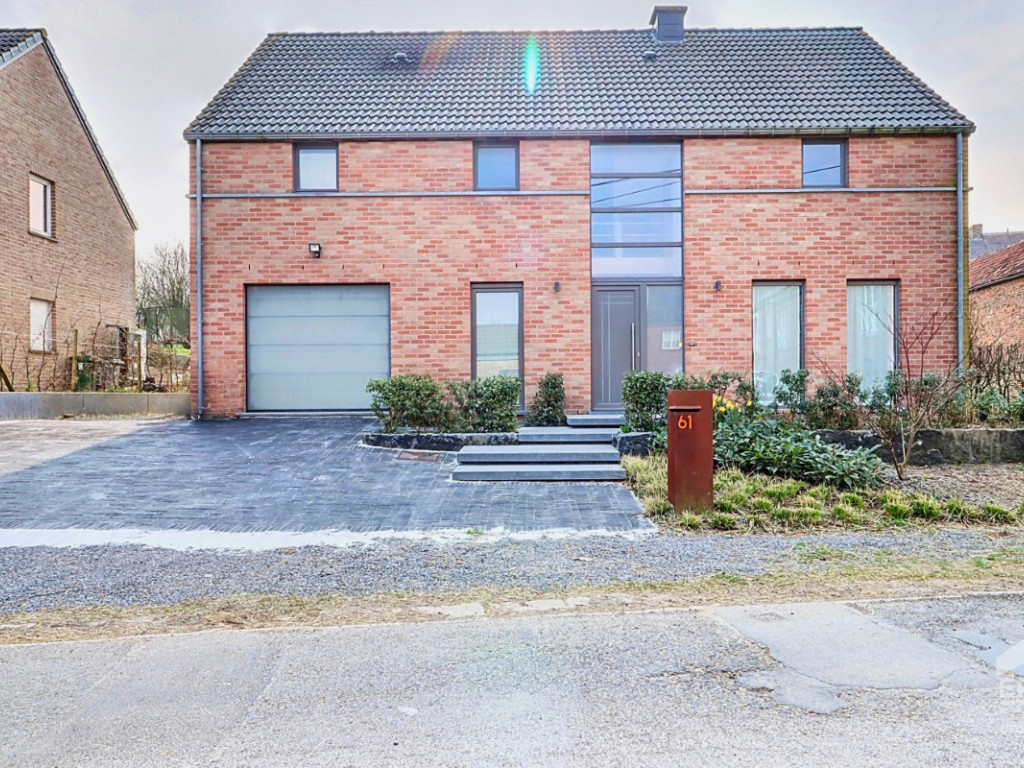 Rue Sart-Bas - 61 - - 6210