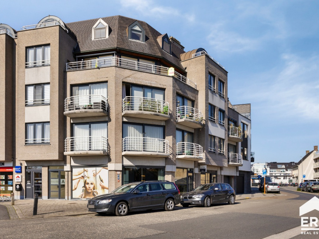 Stationsplein - 20 - - 8730