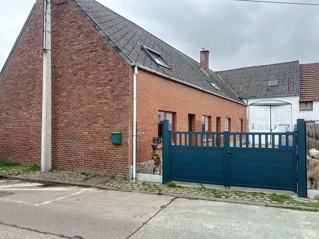Rue Puits à Leval - 14 - - 7950