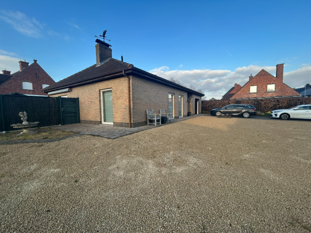 Oude Tramweg - 58 - - 8560