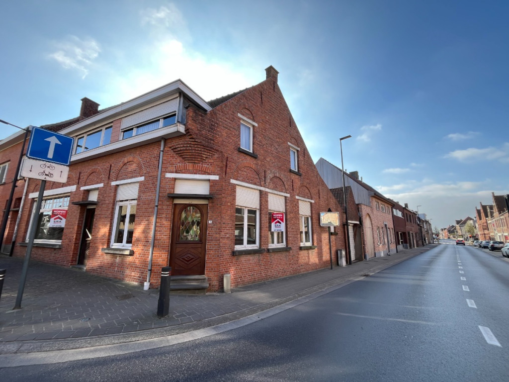 Dadizeelsestraat - 15 - - 8890