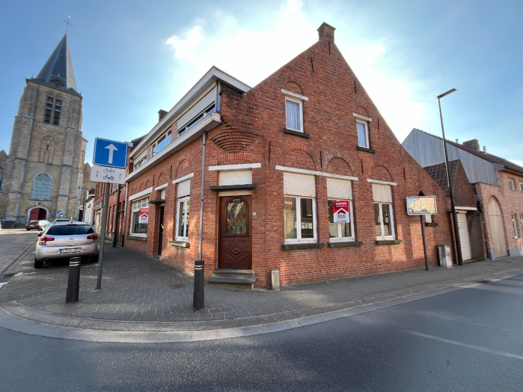 Dadizeelsestraat - 15 - - 8890