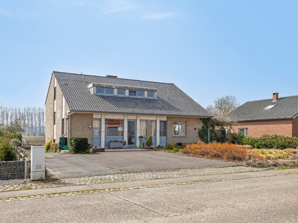 Steenweg - 11 - - 3440