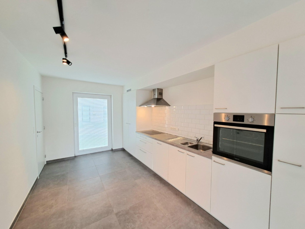 Paardenbloemstraat - 27 - - 8550