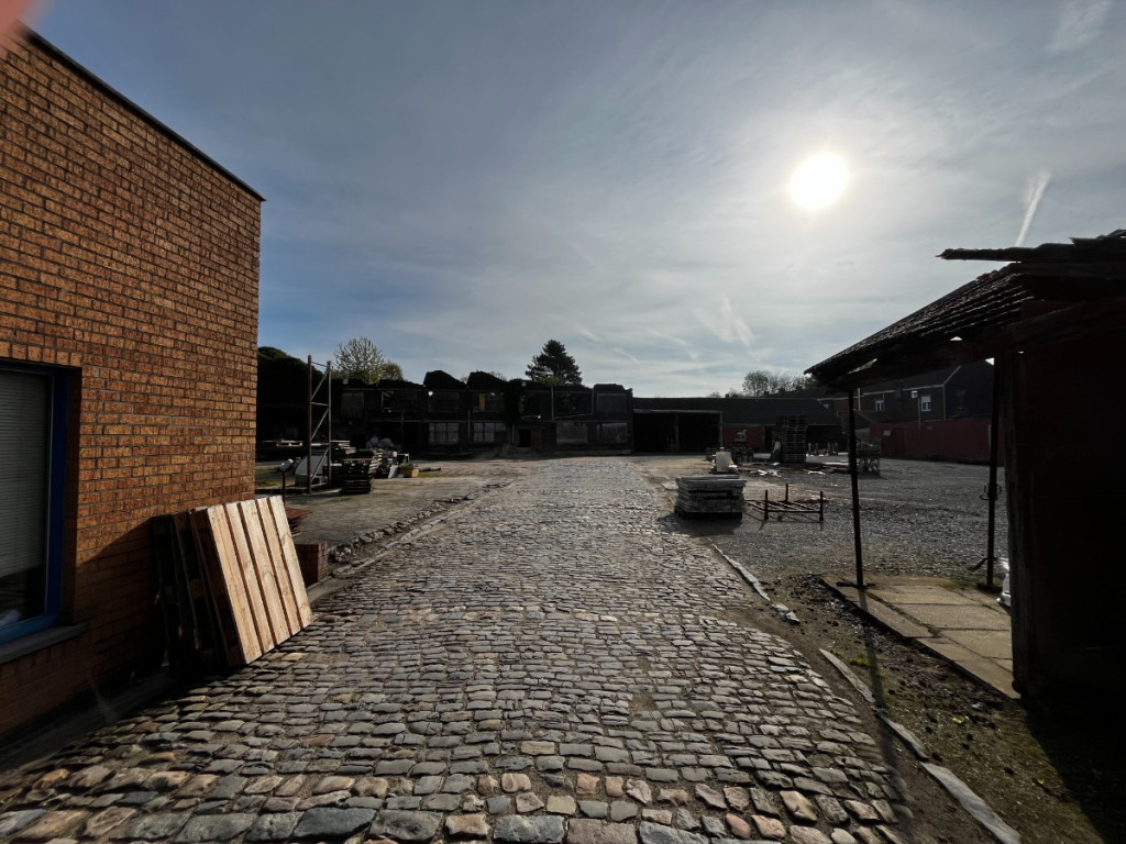 Rue du Triangle - 12+ - - 7780
