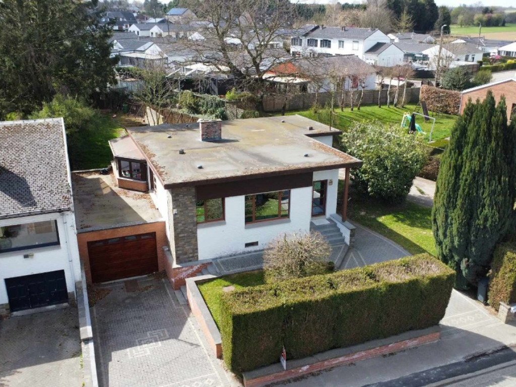 Rue d'Heure-le-Romain - 95 - - 4680