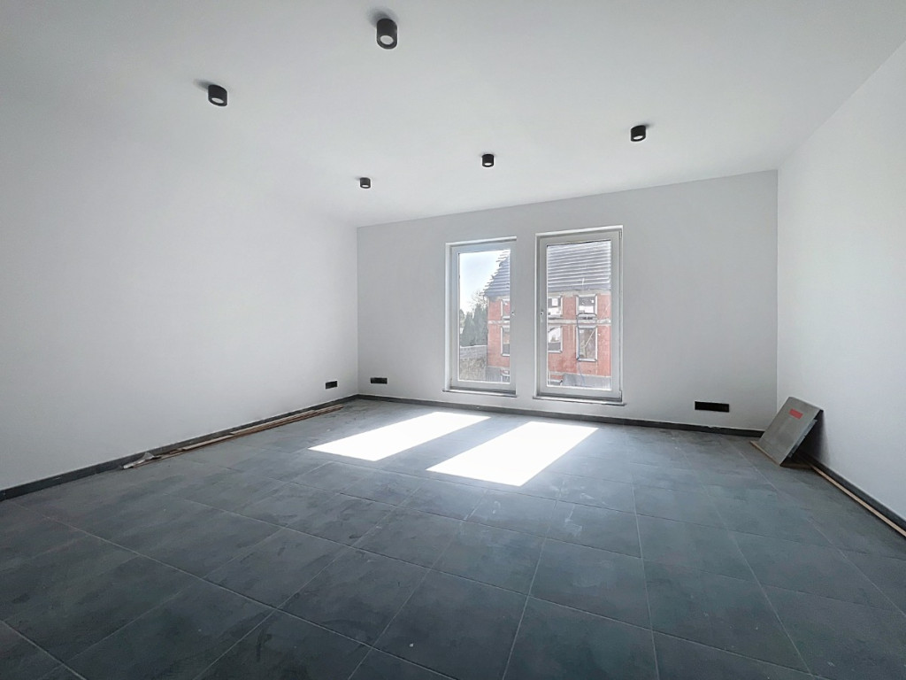 Rue des Combattants - 1 - - 7321
