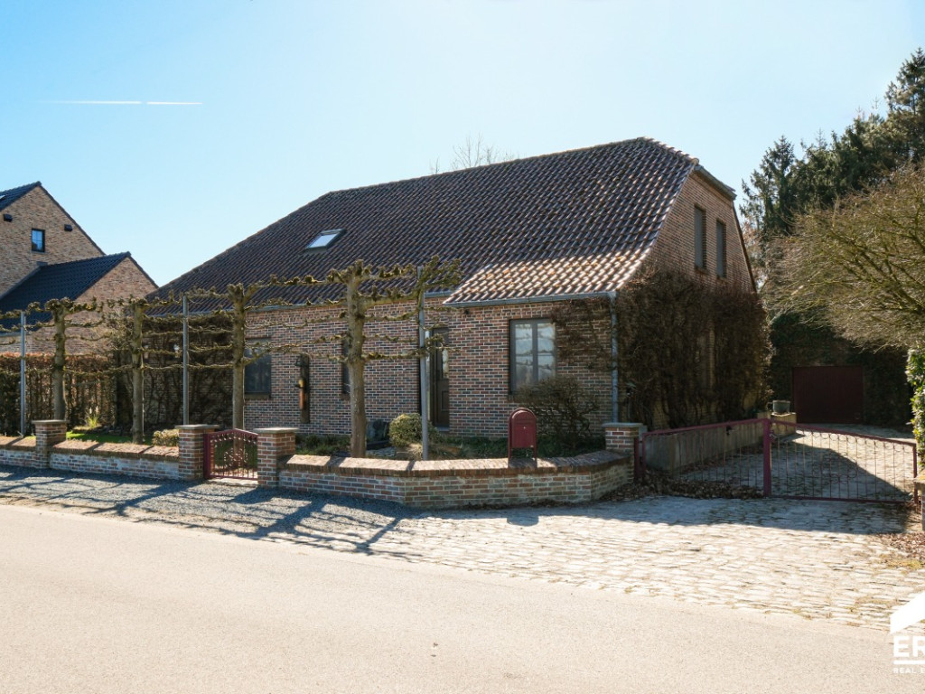 Rozenstraat - 13 - - 3900