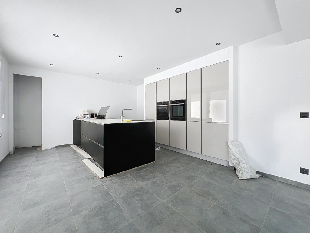 Rue des Combattants - 1 - - 7321