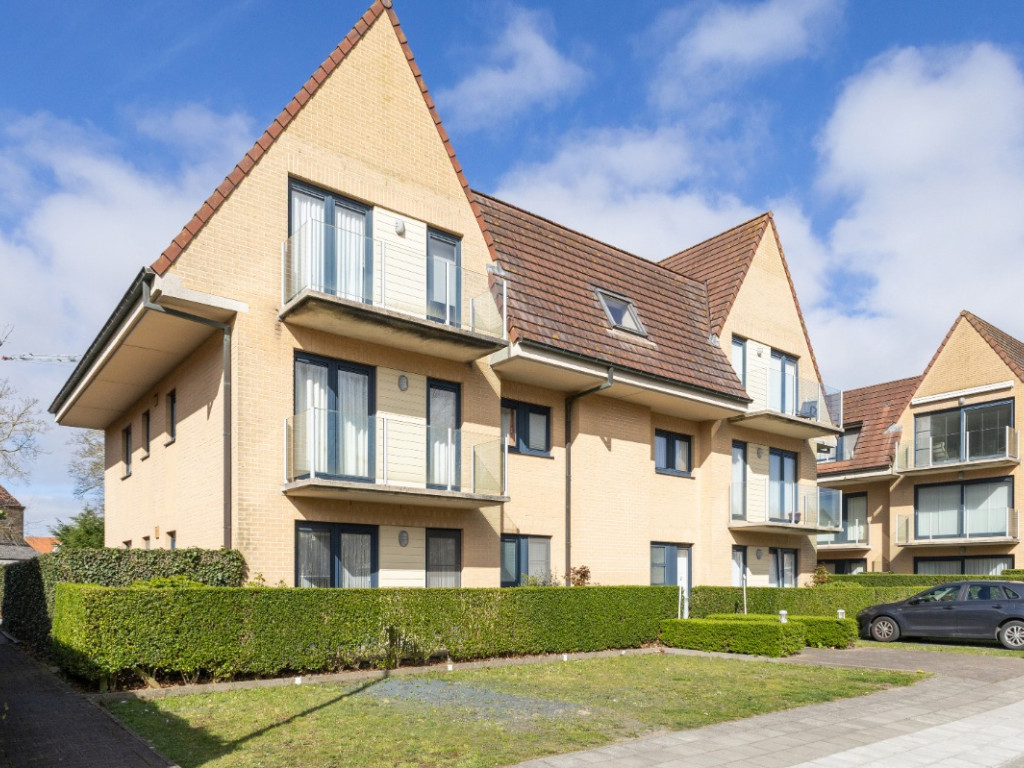 Adinkerkelaan - 24 - 0102 - 8660