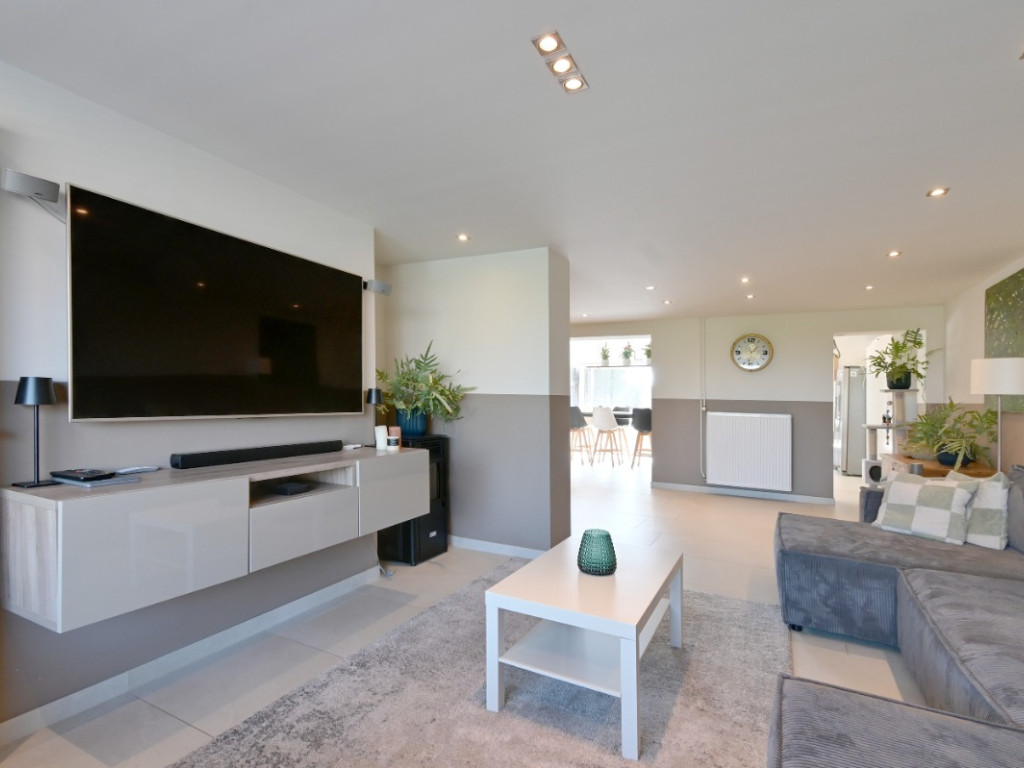 Vrombautstraat - 92 - - 9900