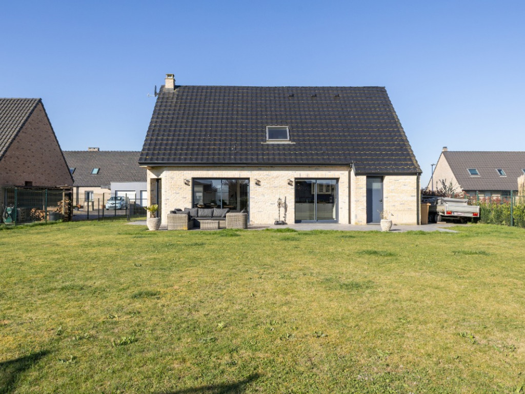 Rue des Freres Herwyn - 19 - - 59122