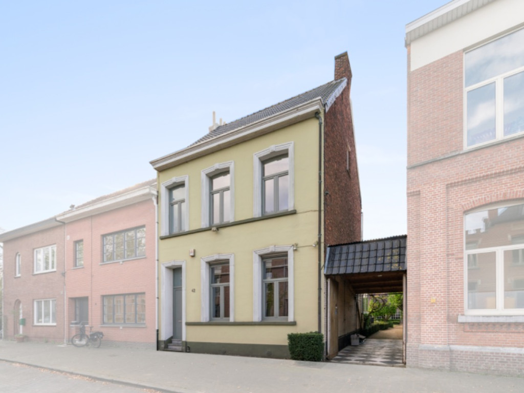 Prinshoeveweg - 42 - - 2180