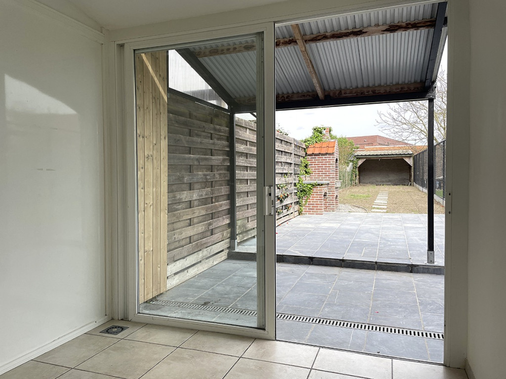 Beekstraat - 77 - - 8500
