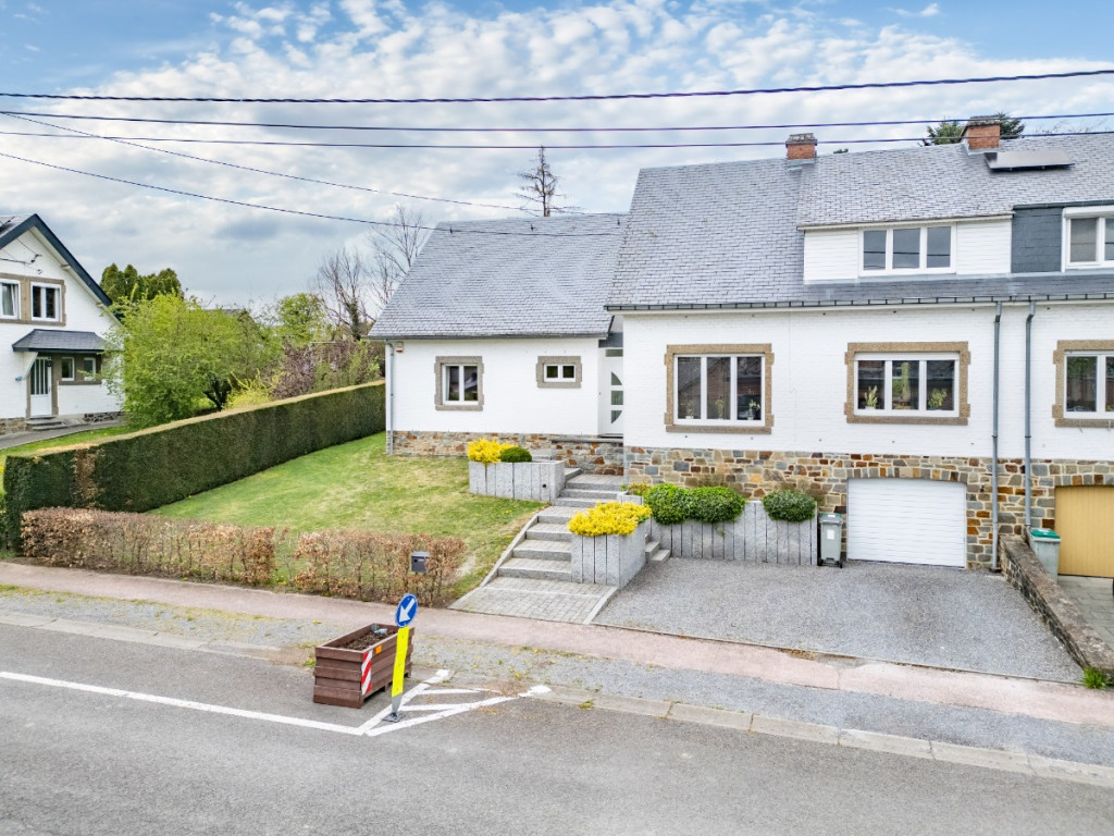 Rue Hubert Gouverneur - 25 - - 6900