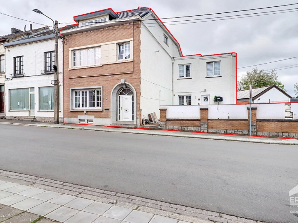 Place Léonce Mayence - 18 - - 6040