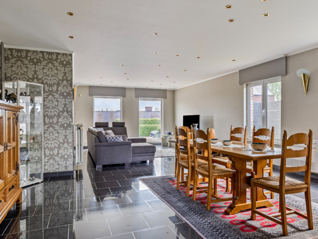 Durasweg - 7B - - 3440