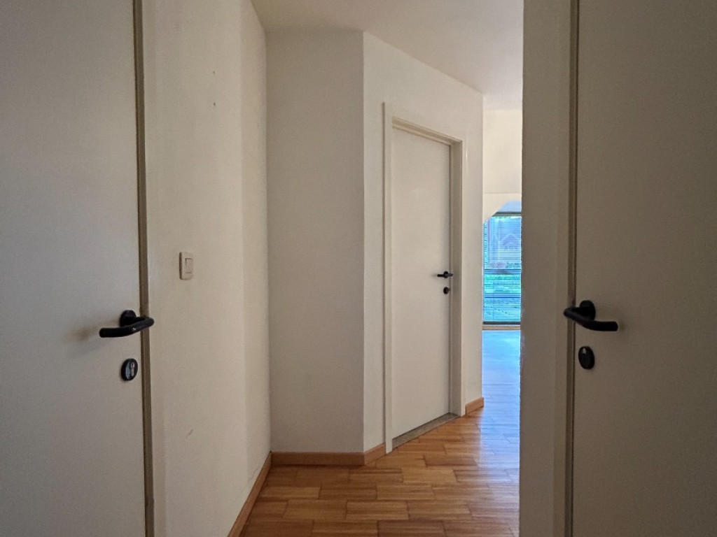 Kerkstraat - 6 - bus 5 - 3941