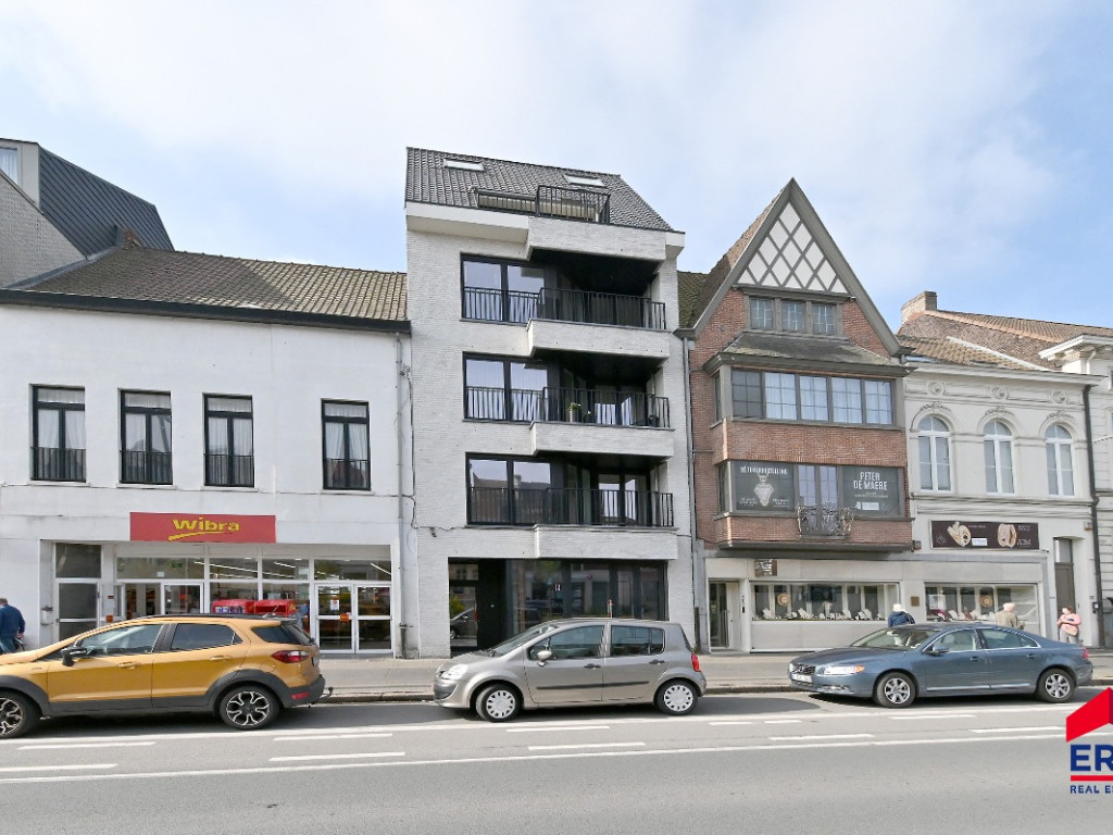 Stationsstraat - 68 - 4 - 9900