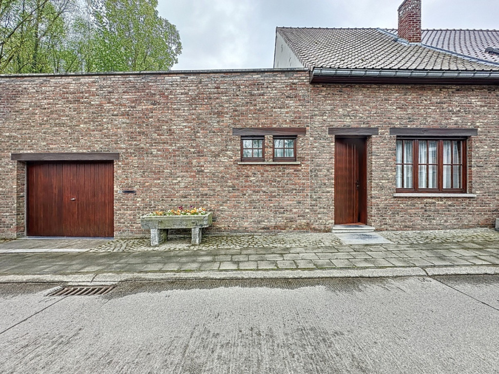 Rue de la Centenaire - 129 - - 7050