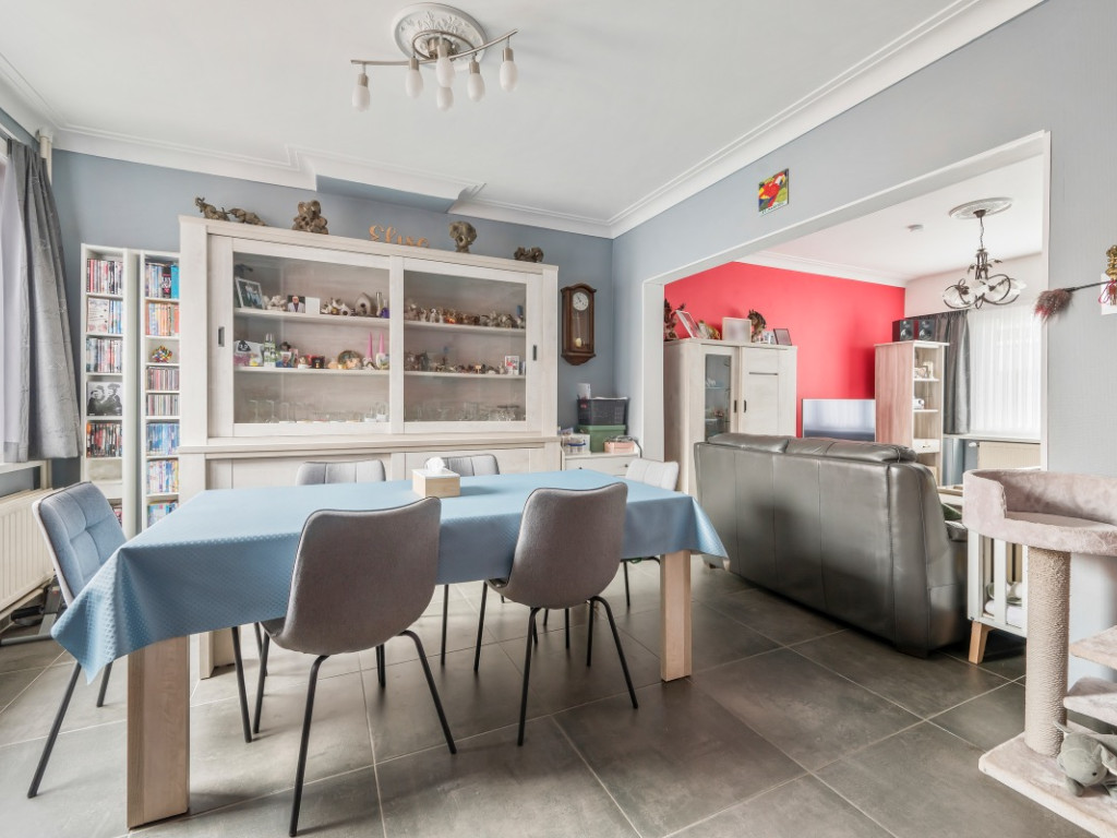 Eeckhoutdriesstraat - 140 - - 9140