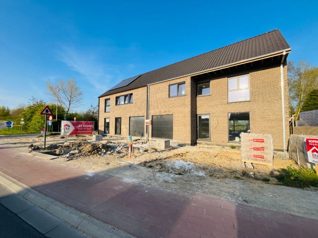 Roeselarestraat - 376 - NB - 8880