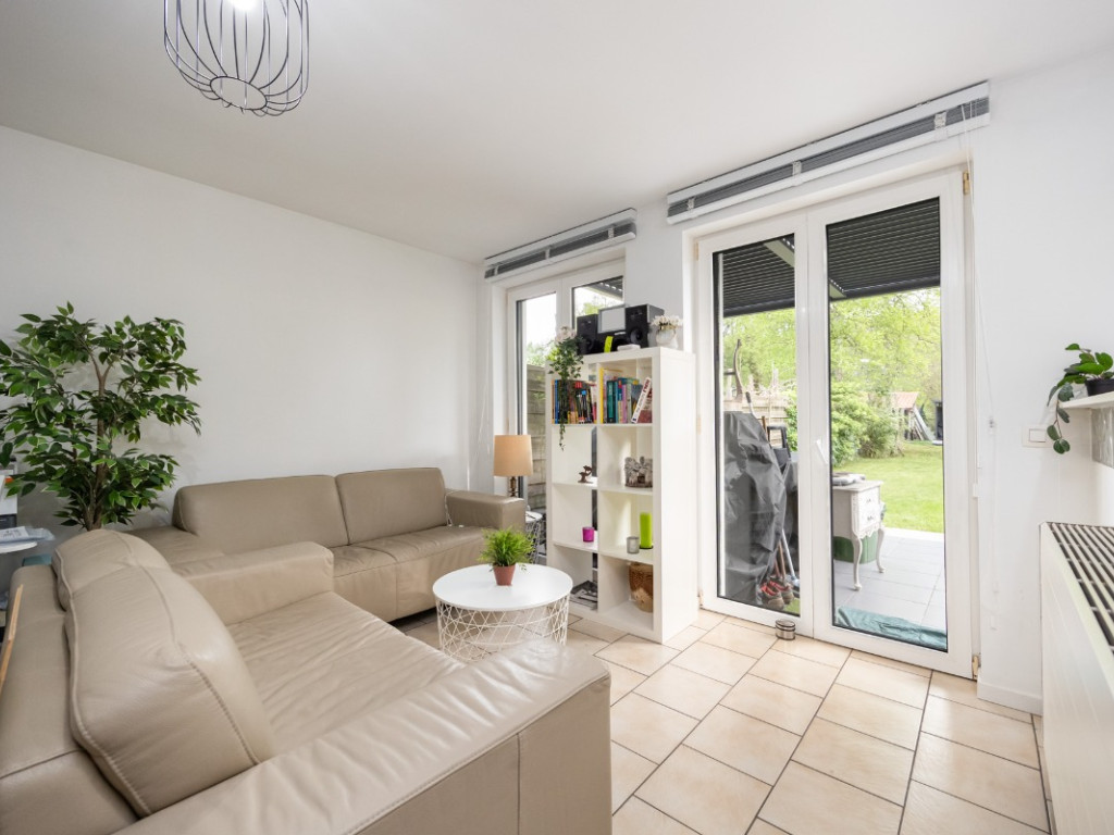 Bredestraat - 44 - - 2930