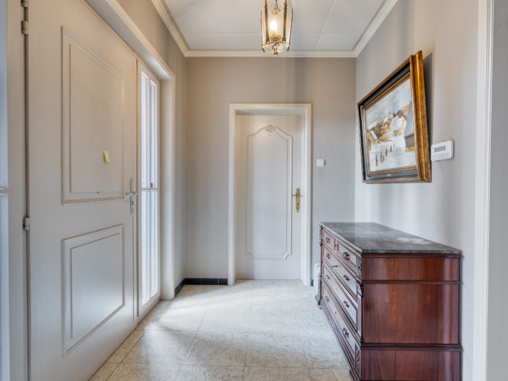 Papegaaistraat - 3 - - 9870