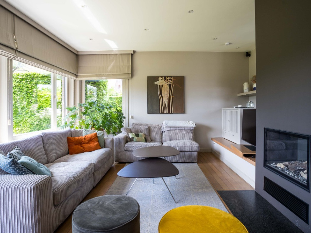 Breestraat - 75 - - 8540